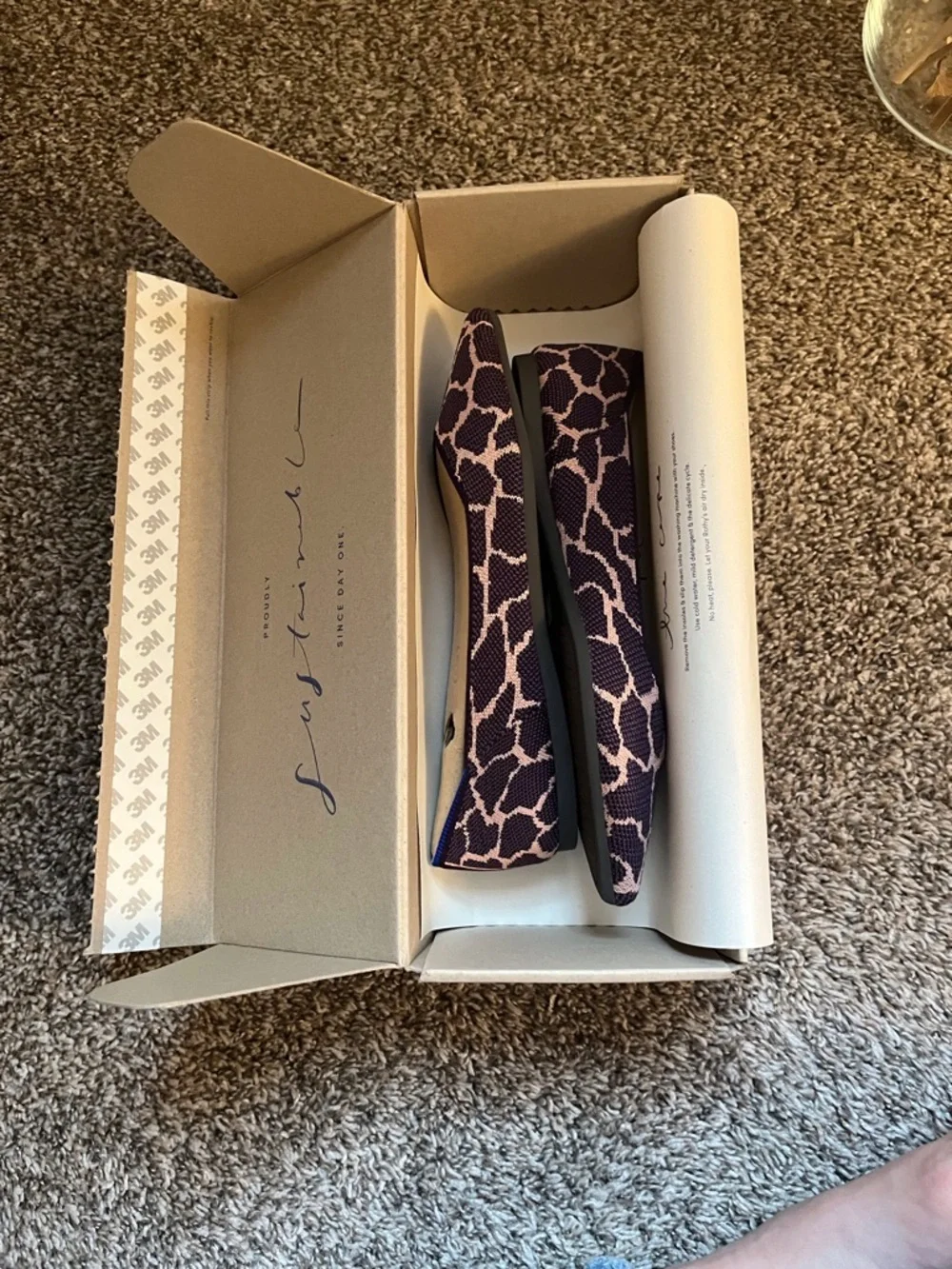 Rothy's The Pointe in Violet Giraffe Print, Size 9 - Picture 4 of 6